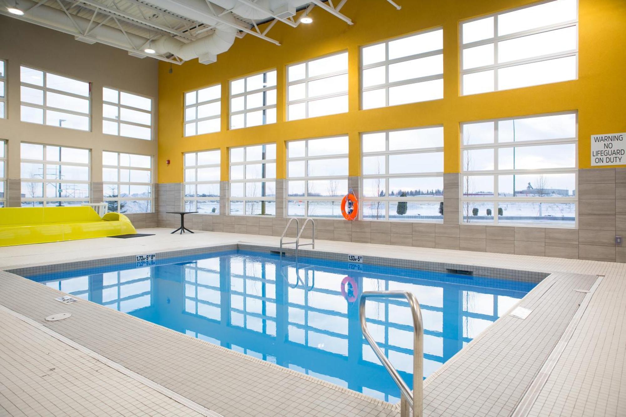 Holiday Inn Express & Suites Prince Albert - South By Ihg Bagian luar foto