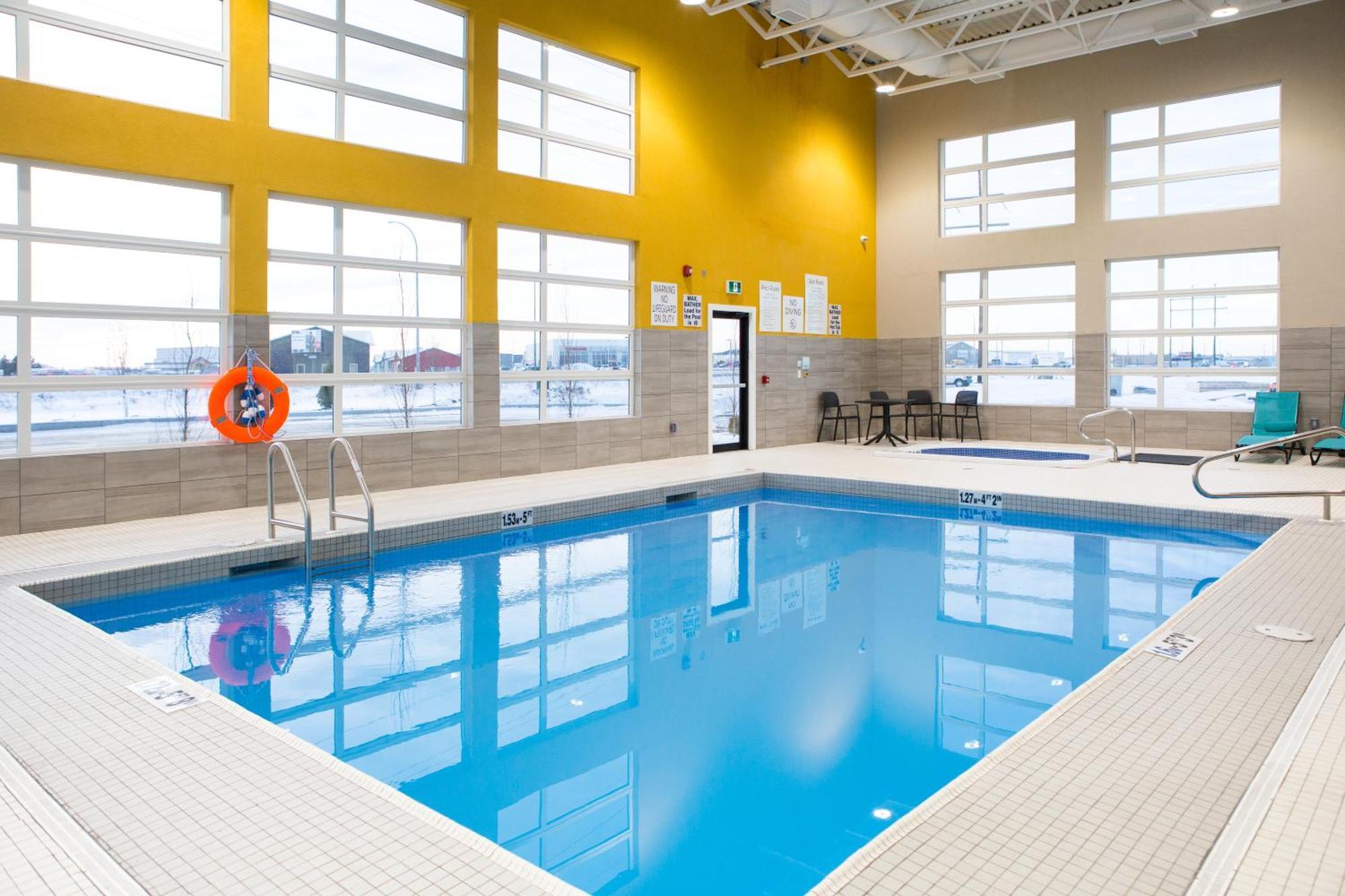 Holiday Inn Express & Suites Prince Albert - South By Ihg Bagian luar foto